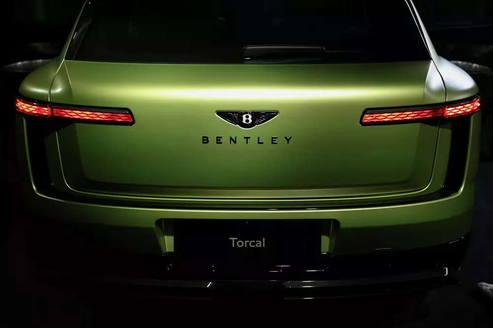 Bentley Torcal sở hữu đèn hậu thanh mảnh Bentley Torcal sở hữu đèn hậu thanh mảnh