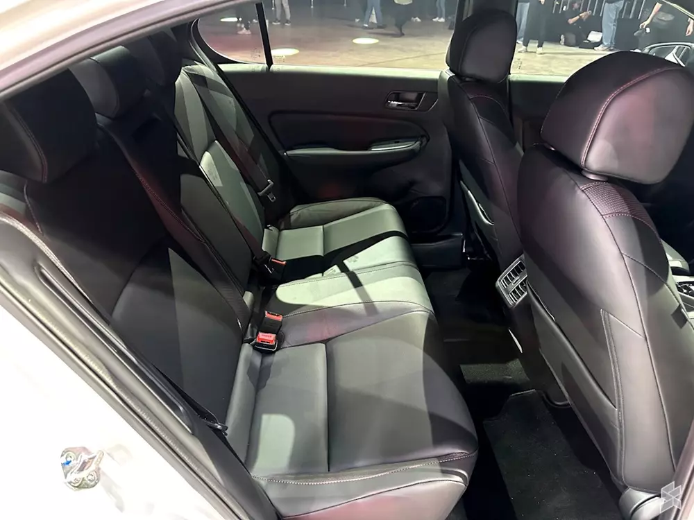 Hàng ghế sau của Honda City 2026 Hàng ghế sau của Honda City 2026