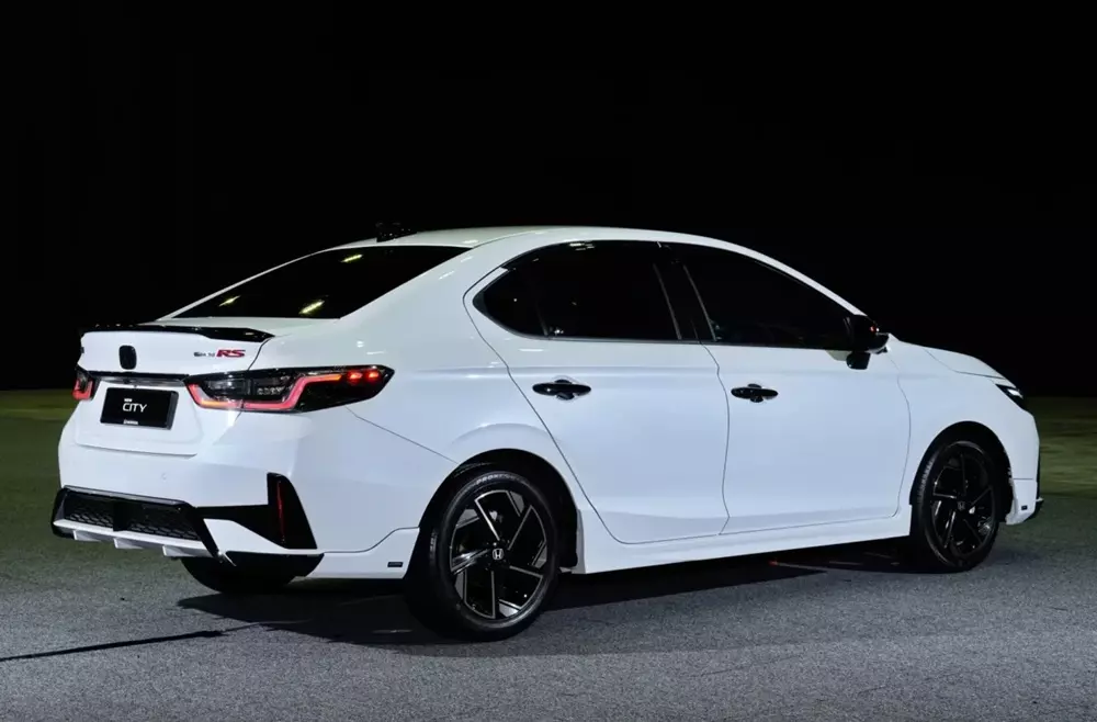 Honda City 2026 có 2 tùy chọn động cơ như trước Honda City 2026 có 2 tùy chọn động cơ như trước