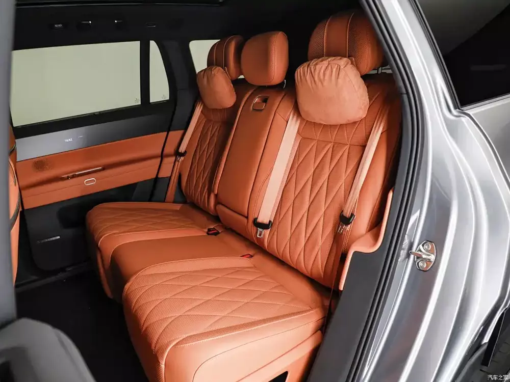 Hàng ghế sau của Volkswagen ID.Era 8X