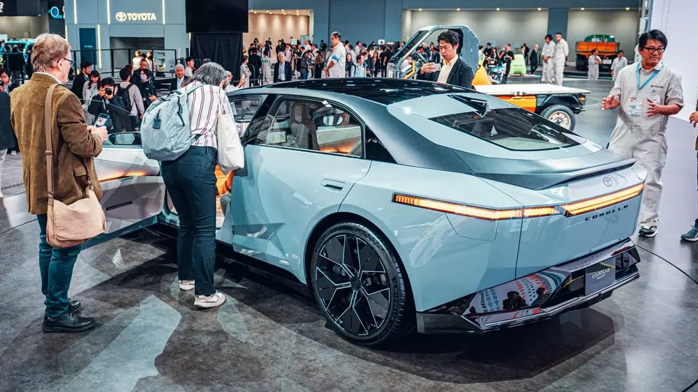 Mẫu xe vốn nổi tiếng là không có gì nổi bật của Toyota sắp được lột xác Mẫu xe vốn nổi tiếng là không có gì nổi bật của Toyota sắp được lột xác