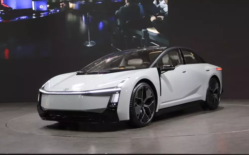 Toyota Corolla Concept ra mắt tại Triển lãm Japan Mobility Show 2025 Toyota Corolla Concept ra mắt tại Triển lãm Japan Mobility Show 2025