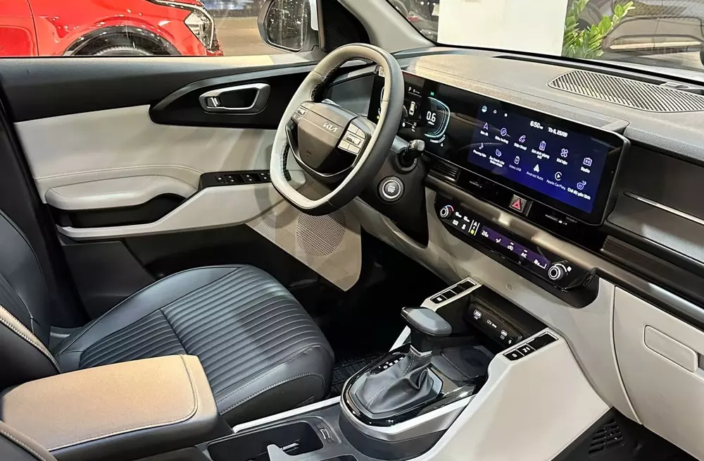 Kia Carens Clavis sở hữu màn hình cỡ lớn mới Kia Carens Clavis sở hữu màn hình cỡ lớn mới