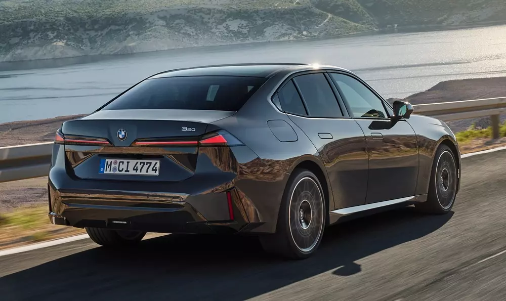 BMW 3-Series 2027 không dùng chung khung gầm với i3