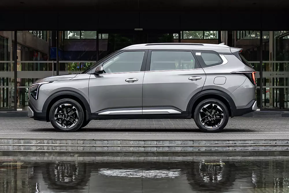 Kia Carens Clavis dùng động cơ giống Carens Kia Carens Clavis dùng động cơ giống Carens