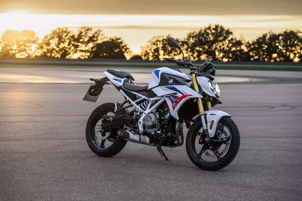 Vén màn BMW F 450 R - xe naked bike thể thao dành cho đường phố mới Vén màn BMW F 450 R - xe naked bike thể thao dành cho đường phố mới