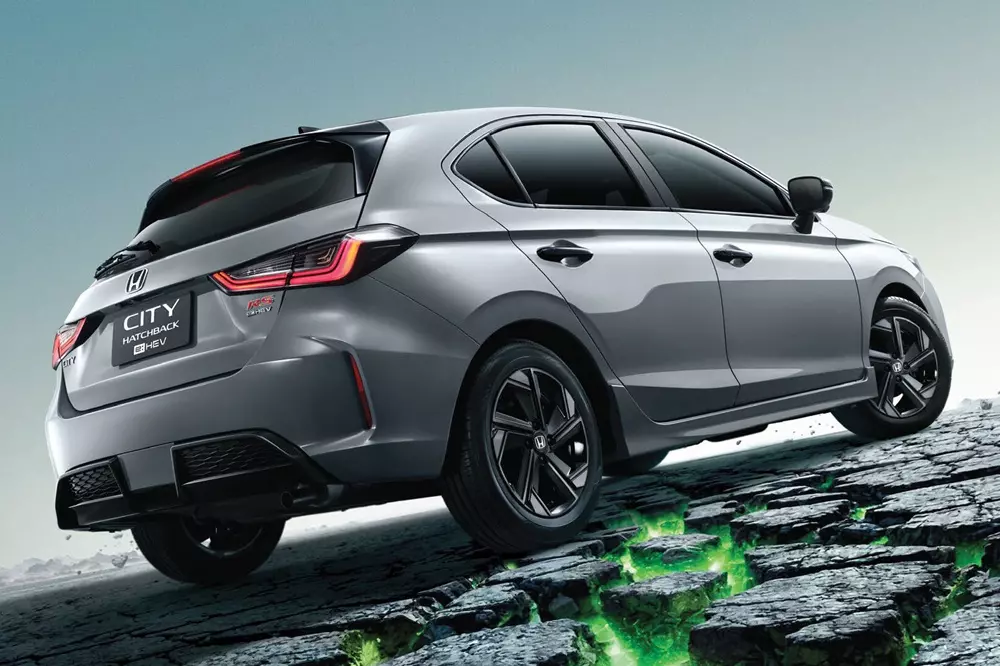 Honda City Hatchback 2026 có thêm bộ khuếch tán mới phía sau Honda City Hatchback 2026 có thêm bộ khuếch tán mới phía sau
