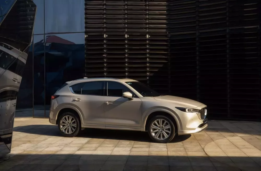 Mazda CX-5 được hỗ trợ 100% lệ phí trước bạ, giá sau ưu đãi cao nhất chỉ 800 triệu đồng
