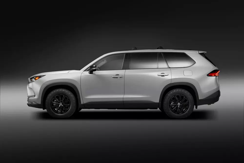 Toyota Grand Highlander Woodland Edition 2027 có khoảng sáng gầm lớn hơn
