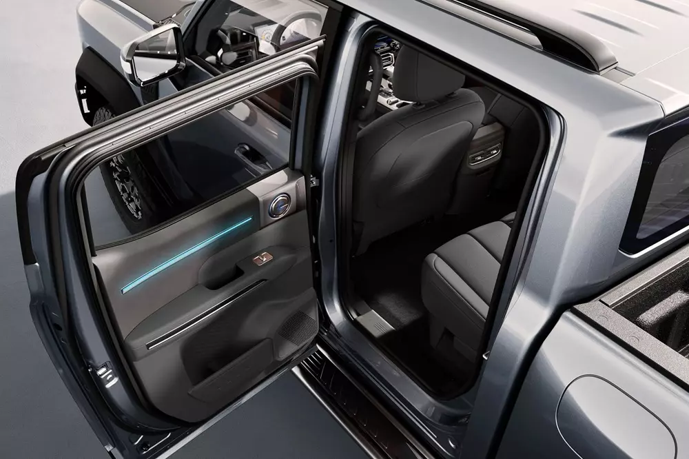 Hàng ghế sau của Chery Stockman có khoảng duỗi chân rộng rãi Hàng ghế sau của Chery Stockman có khoảng duỗi chân rộng rãi