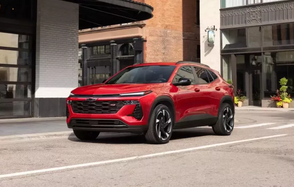 Chevrolet bổ sung công nghệ AI và trang bị tiêu chuẩn mới cho hai mẫu SUV rẻ nhất của mình