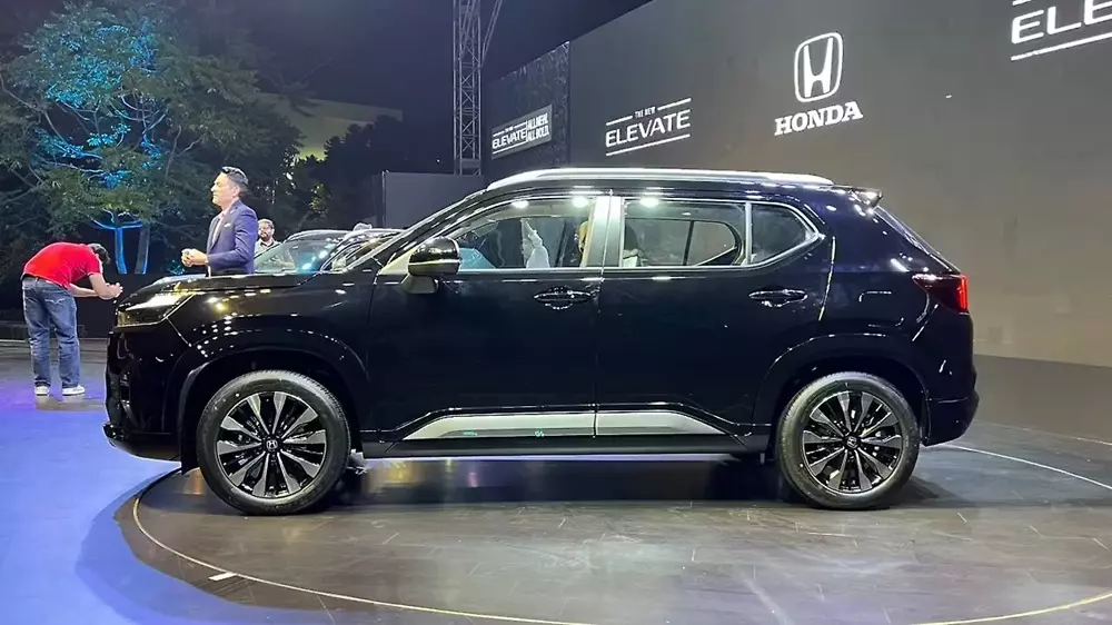 Honda Elevate 2027 sở hữu khoảng sáng gầm 220 mm như trước
