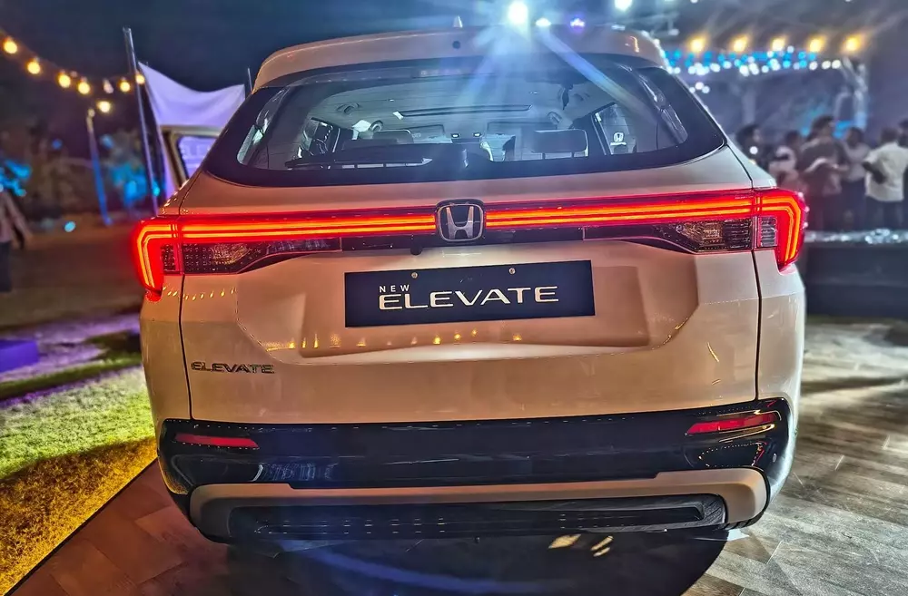 Cận cảnh khu vực phía sau của Honda Elevate 2027