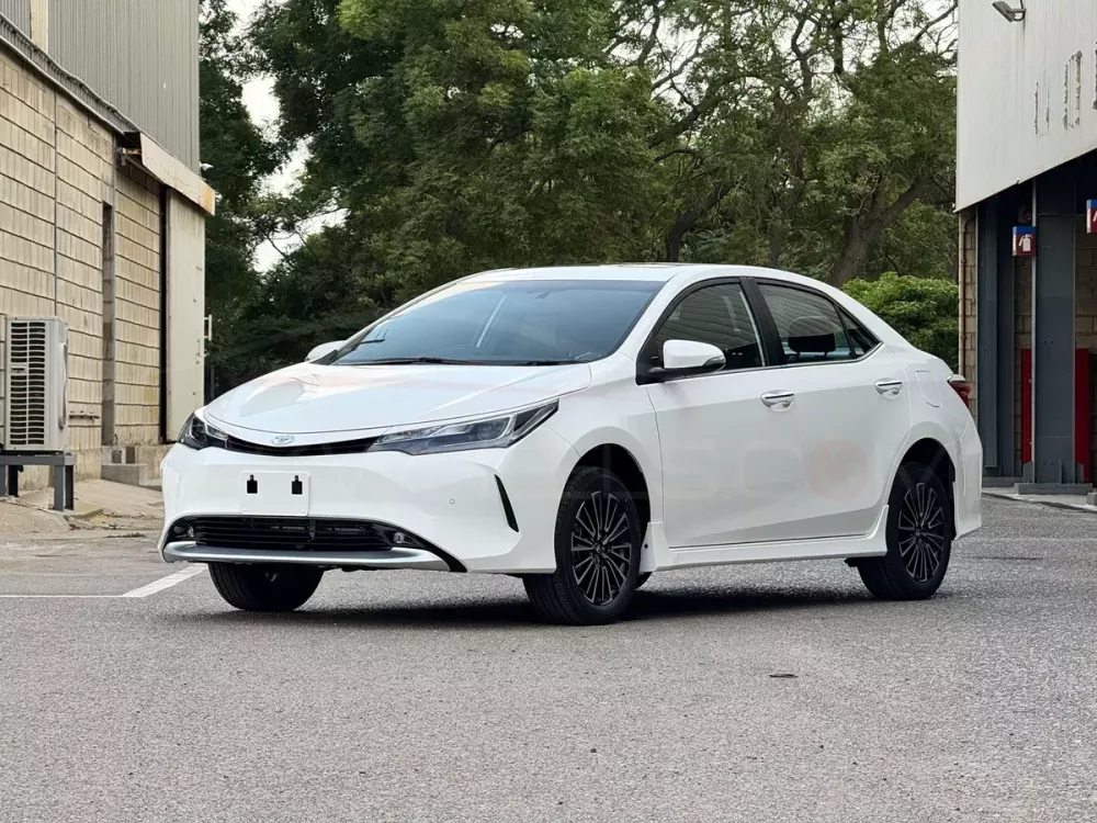 Toyota Corolla Altis thế hệ cũ chưa nghỉ hưu mà được bổ sung phiên bản nâng cấp