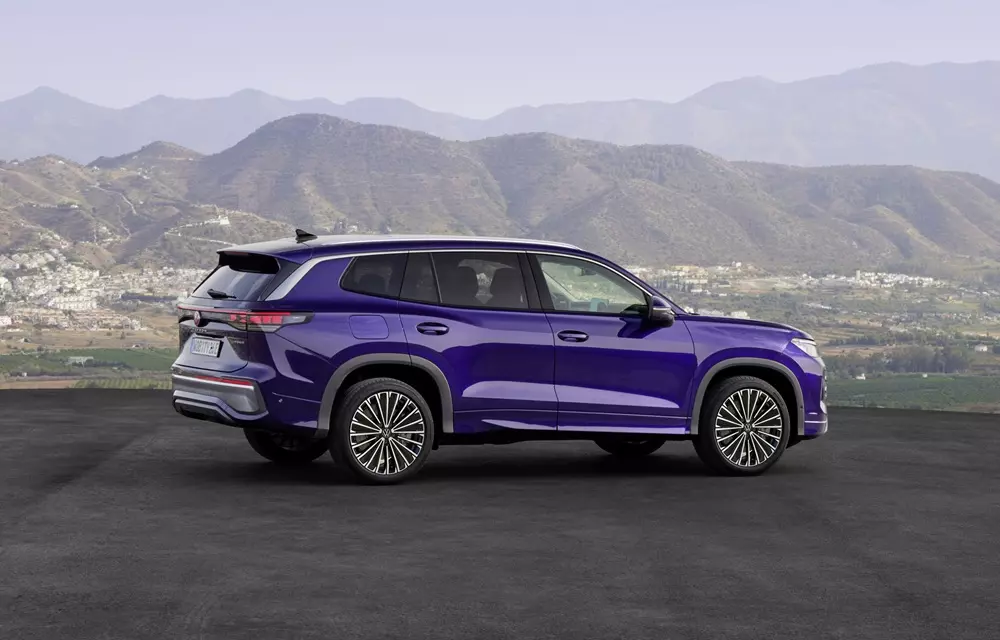 Volkswagen Tayron Style 2027 sẽ dùng chung động cơ với Tiguan Volkswagen Tayron Style 2027 sẽ dùng chung động cơ với Tiguan