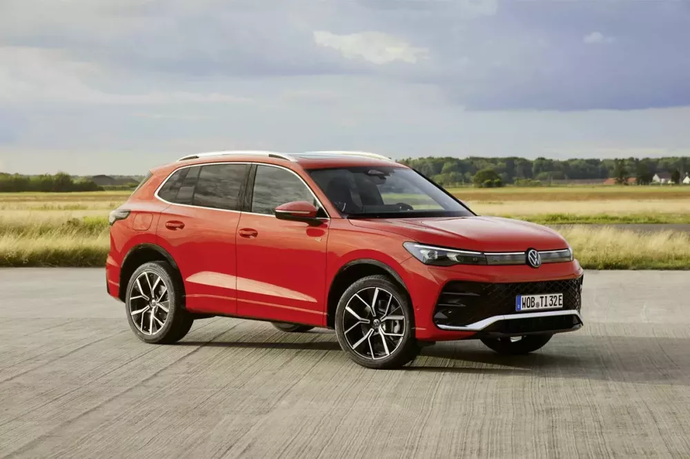 Volkswagen Tiguan thế hệ mới rục rịch ra mắt Việt Nam với giá rẻ hơn, đại lý bắt đầu nhận cọc Volkswagen Tiguan thế hệ mới rục rịch ra mắt Việt Nam với giá rẻ hơn, đại lý bắt đầu nhận cọc