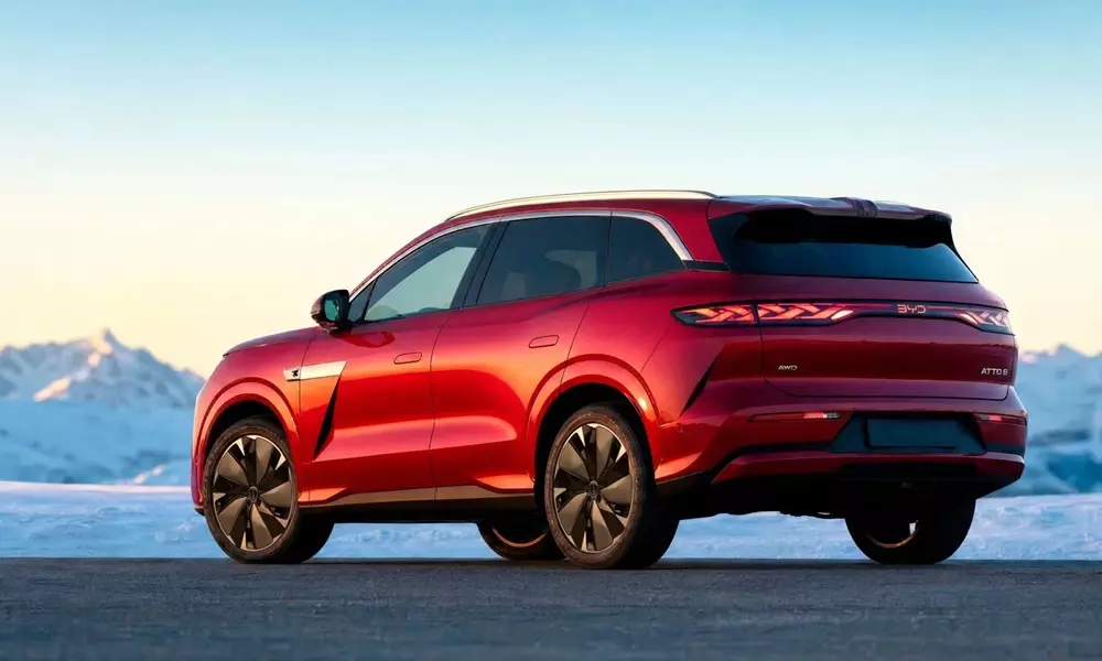 BYD Atto 8 có phạm vi di chuyển tối đa 652 km