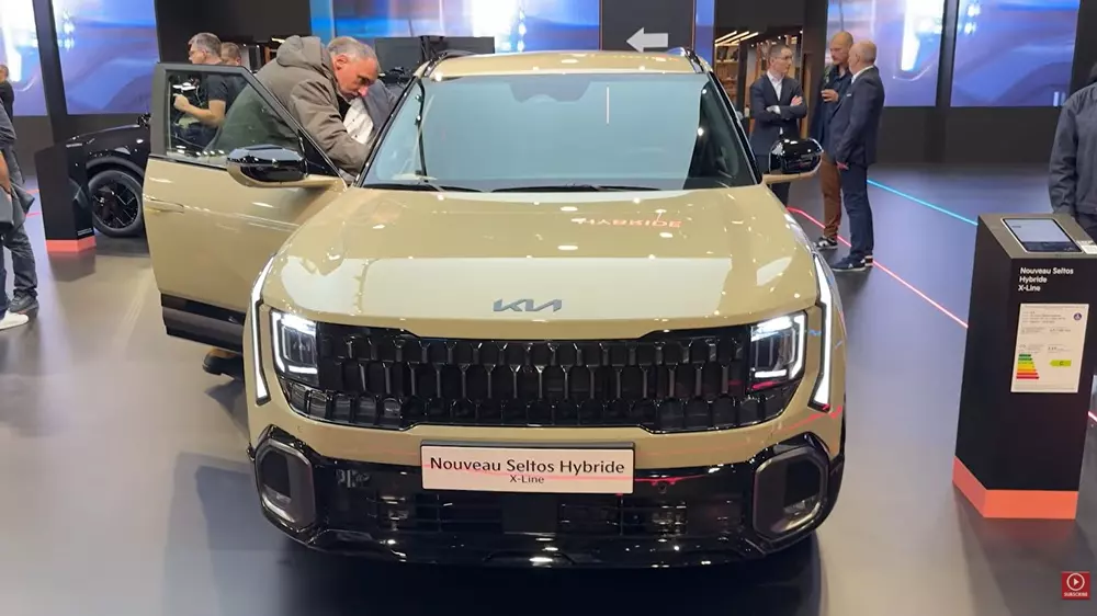 Kia Seltos Hybrid 2027 có tính năng sạc 2 chiều V2L Kia Seltos Hybrid 2027 có tính năng sạc 2 chiều V2L