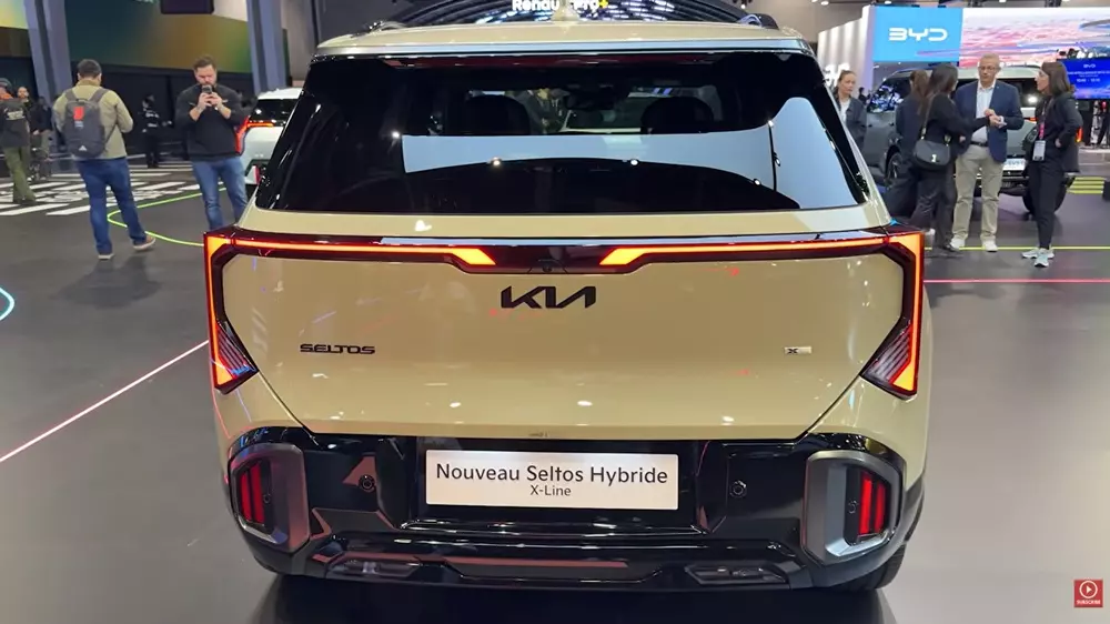 Chiếc Kia Seltos Hybrid 2027 này thuộc phiên bản X Line Chiếc Kia Seltos Hybrid 2027 này thuộc phiên bản X Line
