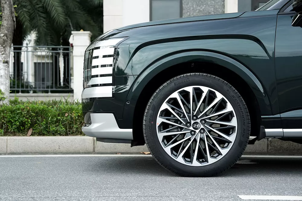 Hyundai Palisade Hybrid 2027 được trang bị mâm 21 inch