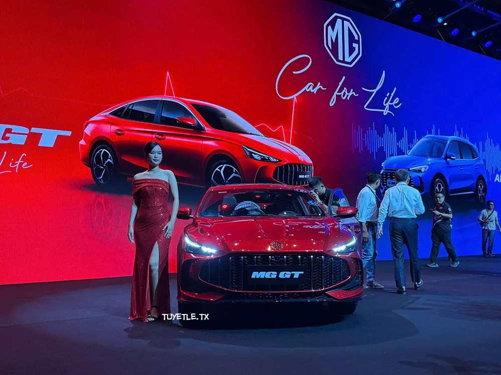 MG GT nhìn từ phía trước