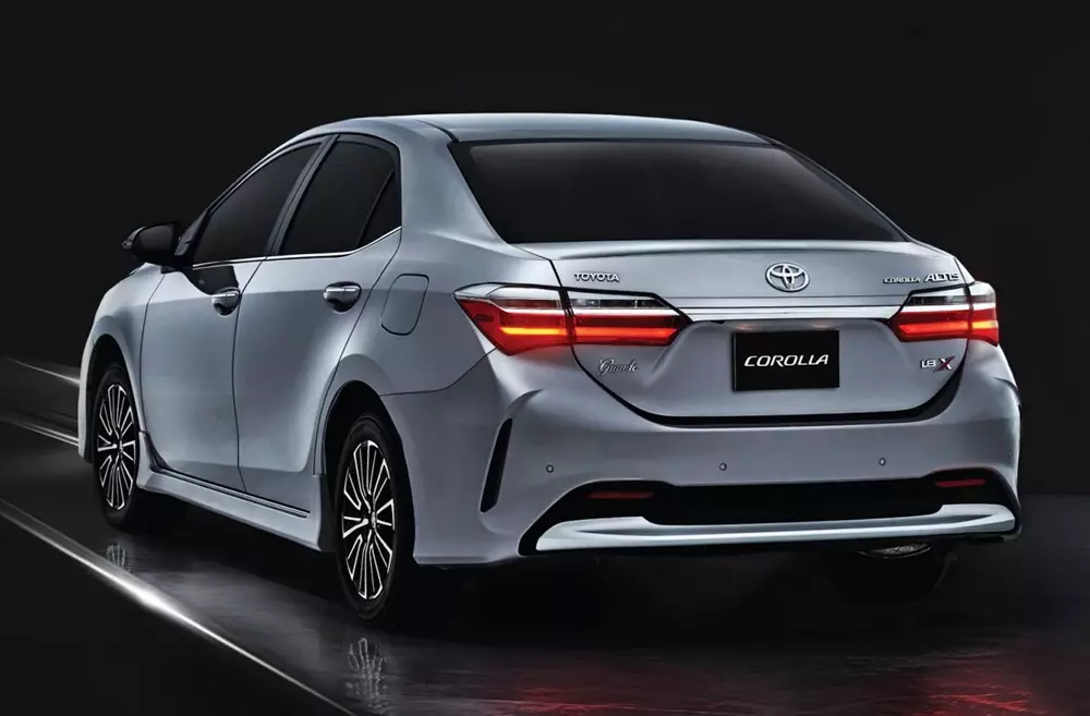 Toyota Corolla Altis 2027 có thêm cản sau mới