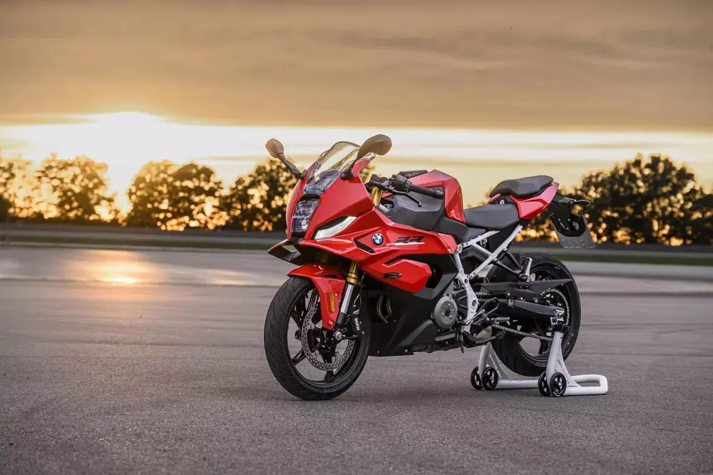 BMW F 450 RR sở hữu công suất tối đa 48 mã lực BMW F 450 RR sở hữu công suất tối đa 48 mã lực