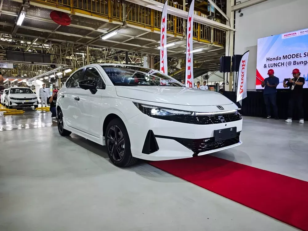 Honda City Hatchback 2026 chính thức ra mắt với giá cao hơn phiên bản sedan, trang bị tương tự Honda City Hatchback 2026 chính thức ra mắt với giá cao hơn phiên bản sedan, trang bị tương tự