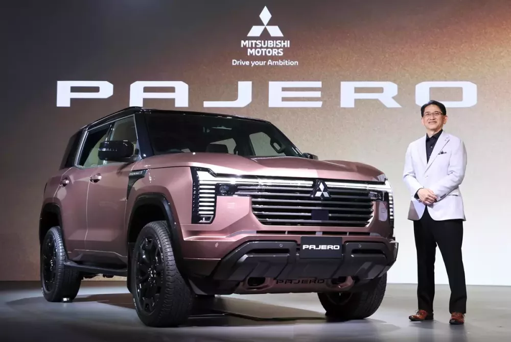 Mitsubishi Pajero thế hệ mới bán chạy như tôm tươi, nhận hơn 4.000 đơn đặt hàng chỉ sau 2 tuần Mitsubishi Pajero thế hệ mới bán chạy như tôm tươi, nhận hơn 4.000 đơn đặt hàng chỉ sau 2 tuần
