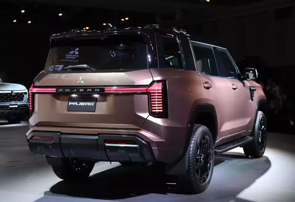 Mitsubishi Pajero 2027 dùng chung động cơ với Triton Mitsubishi Pajero 2027 dùng chung động cơ với Triton