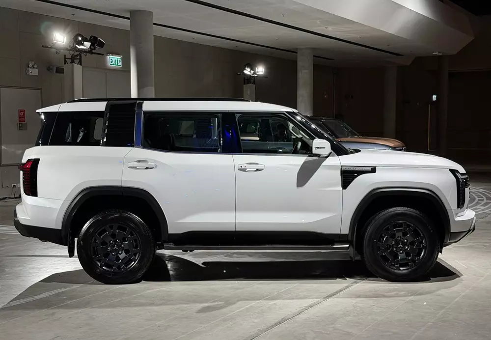 Mitsubishi Pajero 2027 nằm trong cùng phân khúc SUV cỡ trung với Pajero Sport Mitsubishi Pajero 2027 nằm trong cùng phân khúc SUV cỡ trung với Pajero Sport