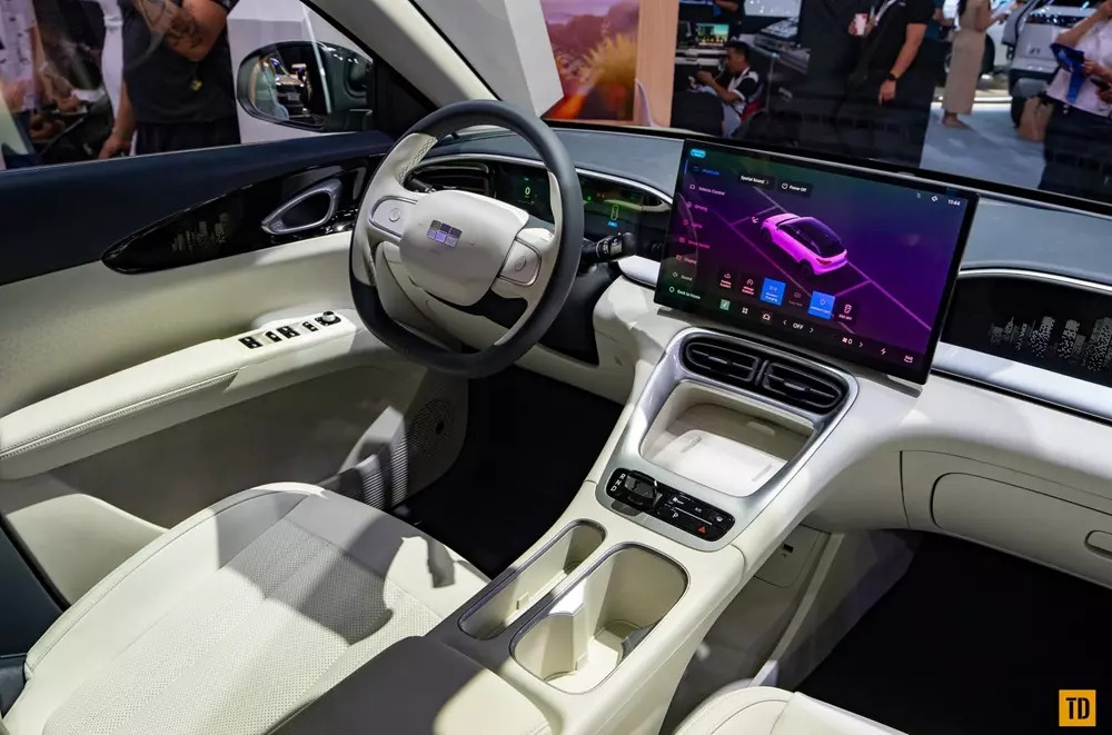 Khoang lái bên trong Geely EX2 Khoang lái bên trong Geely EX2