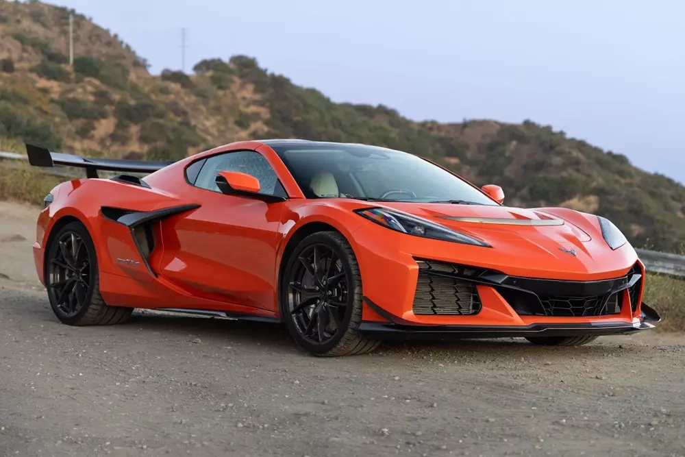 Chevrolet Corvette ZR1X là xe đắt nhất trong top 10