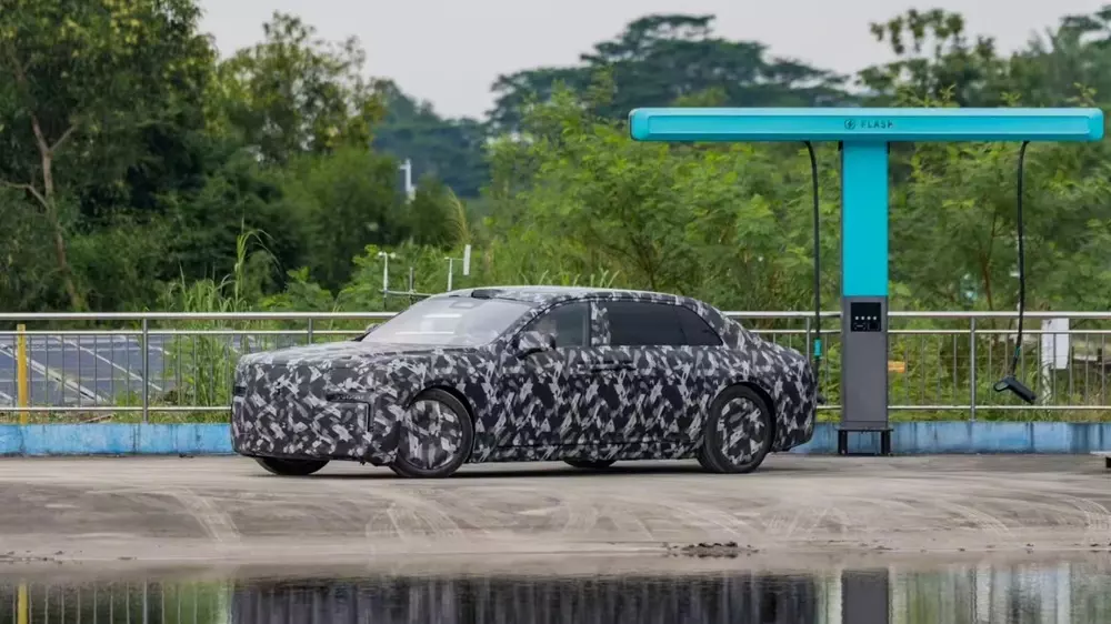 Tân binh nhà BYD sở hữu thiết kế mang phong cách Rolls-Royce