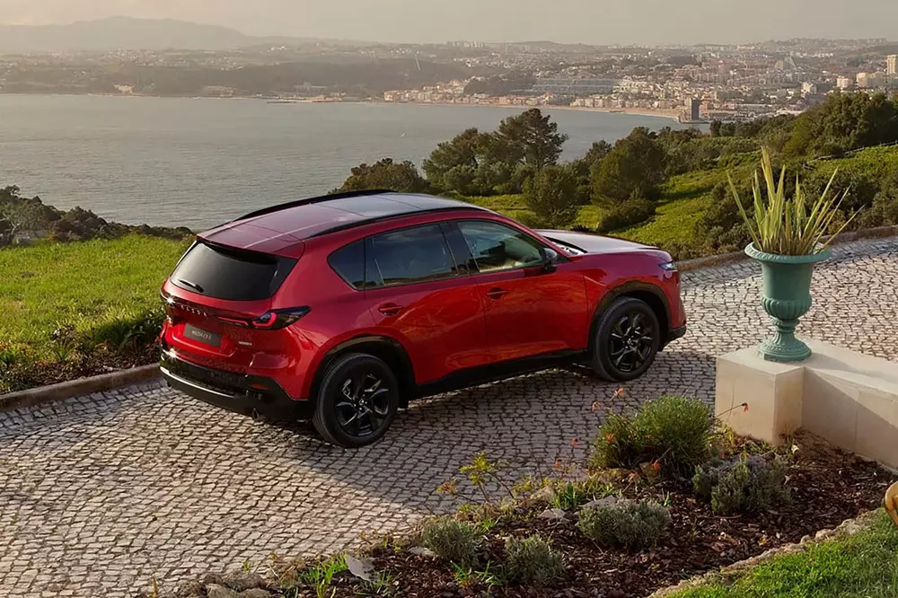 Mazda CX-5 2027 có giá khởi điểm 31.485 USD Mazda CX-5 2027 có giá khởi điểm 31.485 USD