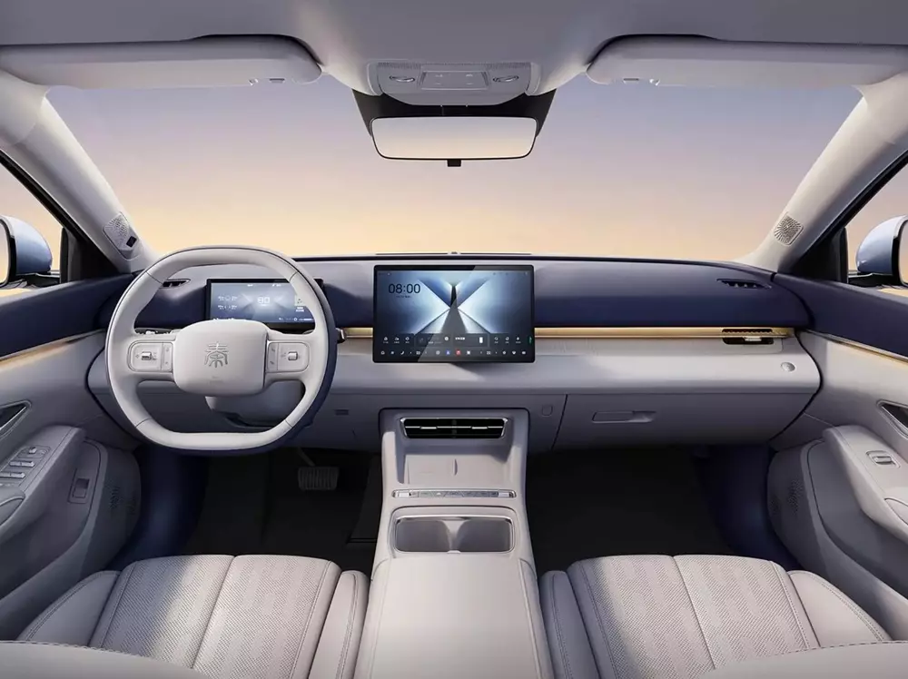 Khoang lái bên trong BYD Qin Plus DM-i 2027 Khoang lái bên trong BYD Qin Plus DM-i 2027