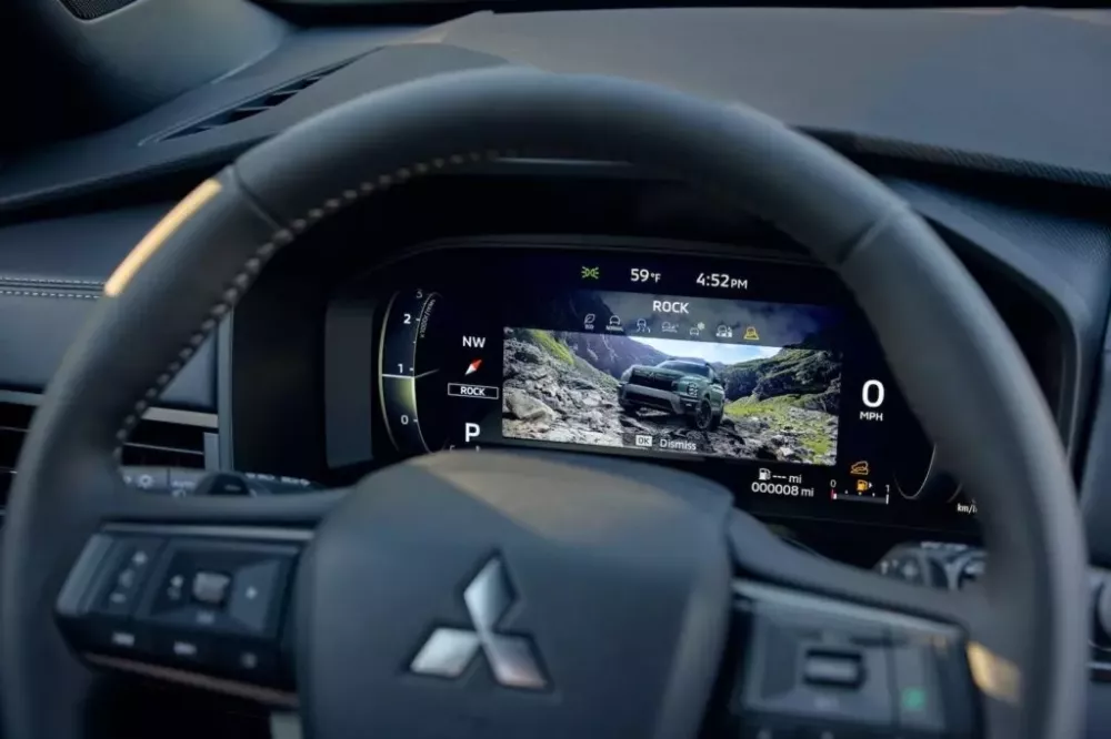 Bảng đồng hồ của Mitsubishi Outlander Diamond Trail Edition Bảng đồng hồ của Mitsubishi Outlander Diamond Trail Edition