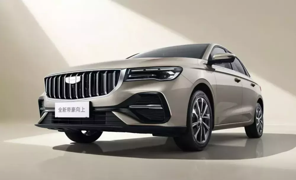 Geely Emgrand 2027 chỉ thay đổi nhẹ về thiết kế