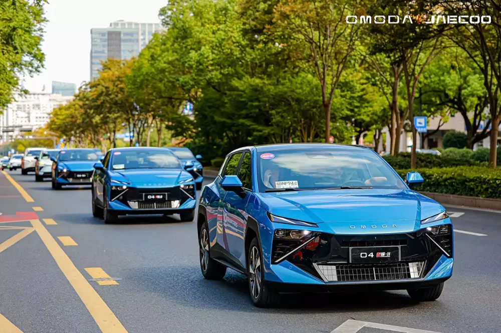 OMODA 4 SHS-H chạy hơn 900 km trong thử nghiệm, gây chú ý với loạt tiện ích dành cho giới trẻ