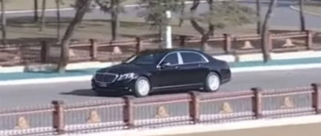 Chiếc Mercedes-Maybach S600 mới của ông Kim từng xuất hiện trên các phương tiện truyền thông của Triều Tiên vào hồi tháng 2/2019