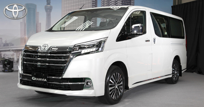 Toyota Granvia 2019 sở hữu lưới tản nhiệt sáng bóng sang trọng Toyota Granvia 2019 sở hữu lưới tản nhiệt sáng bóng sang trọng