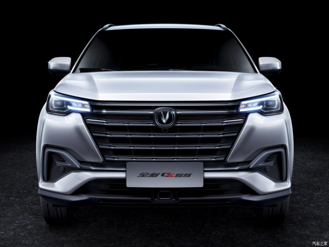 Đầu xe của Changan CS55 2019 với lưới tản nhiệt mới Đầu xe của Changan CS55 2019 với lưới tản nhiệt mới