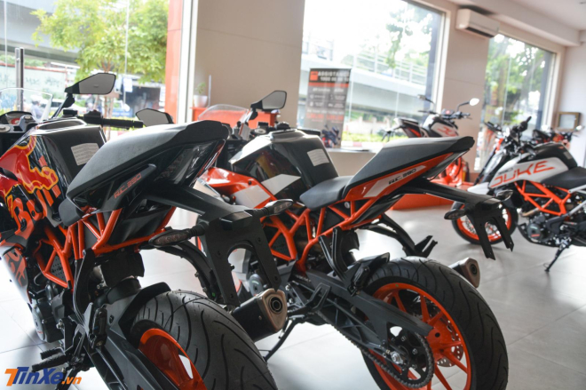 KTM RC 390 cùng với phiên bản MotoGP Edition 2019 vẫn được trang bị khối động cơ xi-lanh đơn, dung tích 373 phân khối KTM RC 390 cùng với phiên bản MotoGP Edition 2019 vẫn được trang bị khối động cơ xi-lanh đơn, dung tích 373 phân khối