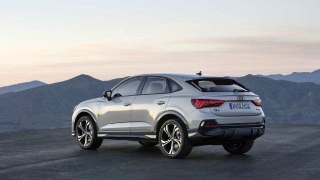 Audi Q3 Sportback nhìn từ phía sau