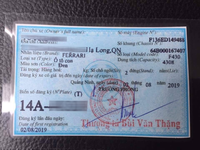 Tấm cà vẹt xe gây xôn xao trên mạng xã hội Tấm cà vẹt xe gây xôn xao trên mạng xã hội