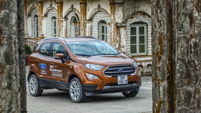 Nhằm giữ vững sức bán, Ford EcoSport cũng có khuyến mãi cho các phiên bản Trend và Titanium Nhằm giữ vững sức bán, Ford EcoSport cũng có khuyến mãi cho các phiên bản Trend và Titanium