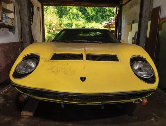 Siêu xe Lamborghini Miura 1969 bị bỏ rơi trong gara dự kiến có giá hơn 28  tỷ đồng